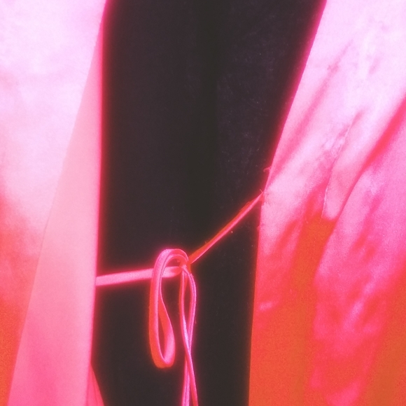 Victoria's Secret Robe - Picture 6 of 15